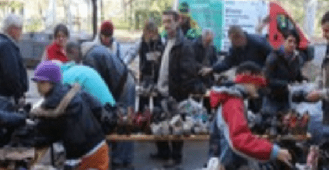 A cipőosztáson több száz lábbeli talált gazdára