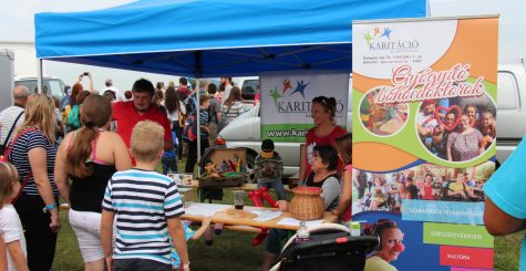 Bohócdoktorok a repülőnapon