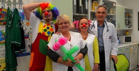 Hódmezővásárhelyen viziteltek a bohócdoktorok