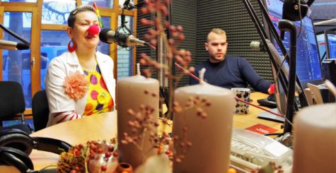 Köszönjük PAKS FM a csokigyűjtést – több ezer tábla csokit vehettünk át