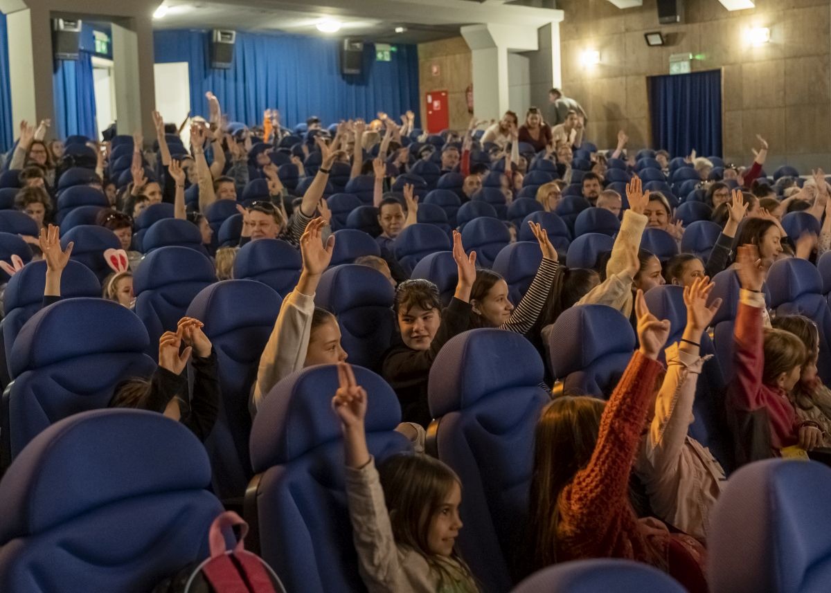 Családi mozidélelőtt a Karitációval